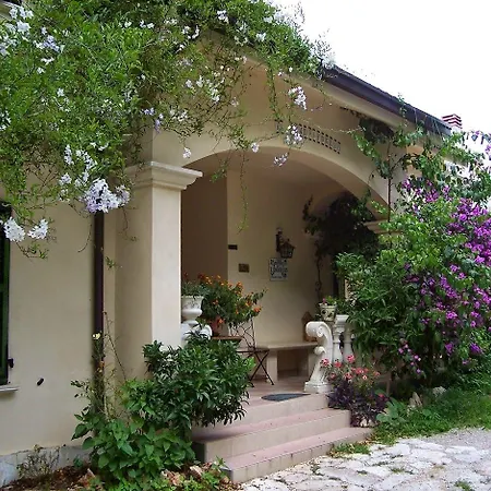 Lantgård Agriturismo Il Quadrifoglio Chieti