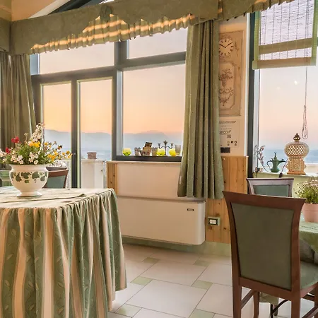 Alloggio per agriturismo Il Quadrifoglio *