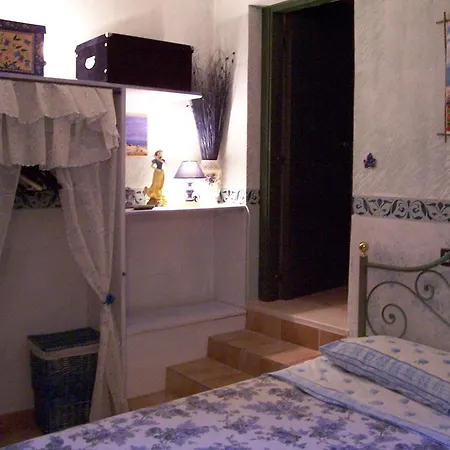 Il Quadrifoglio Alloggio per agriturismo *